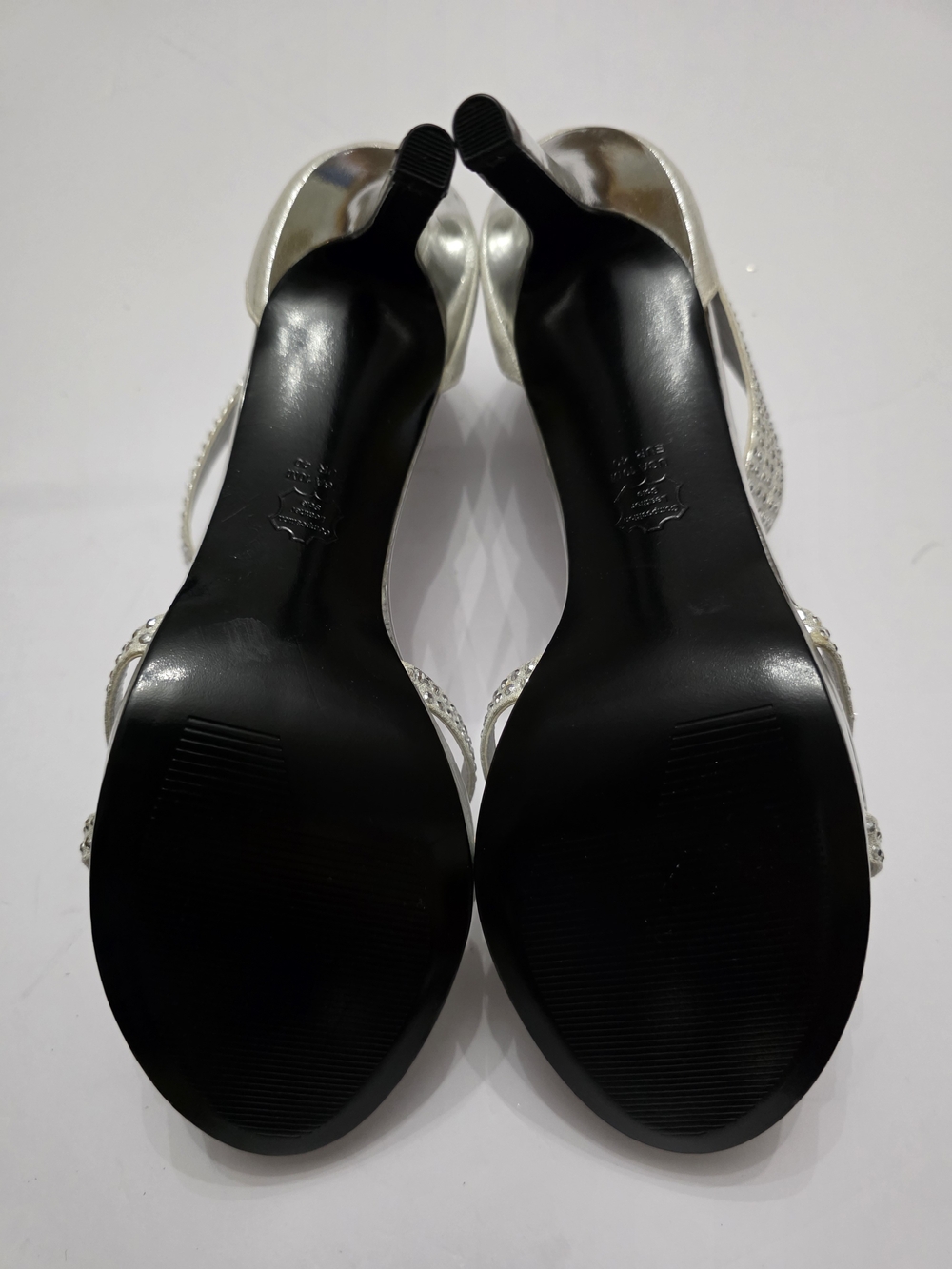 Vera Wang Silver Crystal T-Strap Evening Heels - Picture 4 of 4